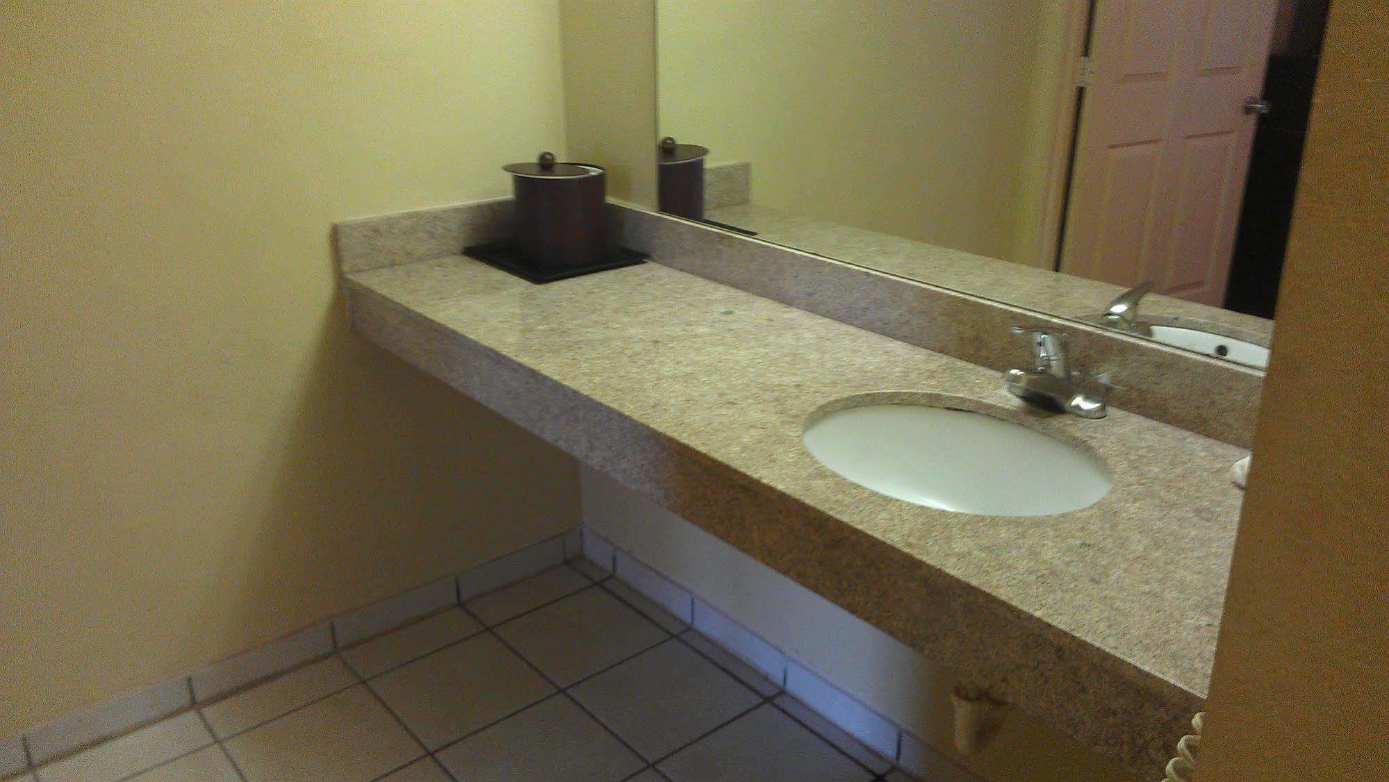 Atlanta Airport Hotel Forest Park Luaran gambar
